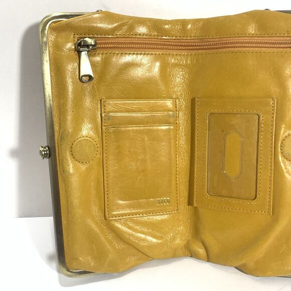 Hobo Tooled Leather Framed Wallet Women’s - Picture 8 of 13